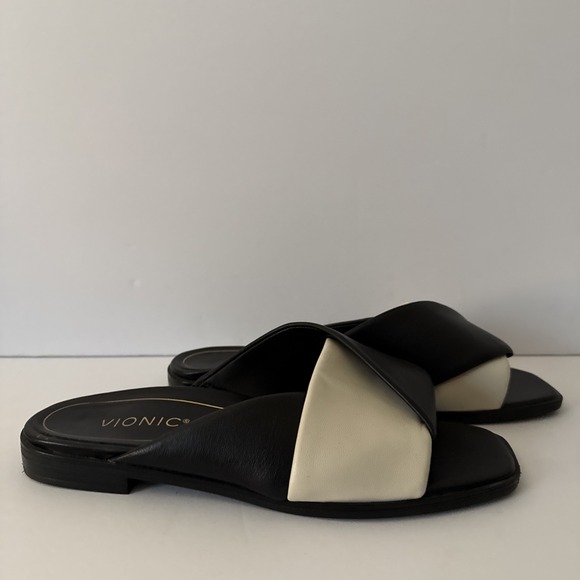 Vionic Miramar Size 8.5 Black & Cream Leather Comfort Slide Sandal Slip On New - Picture 2 of 15